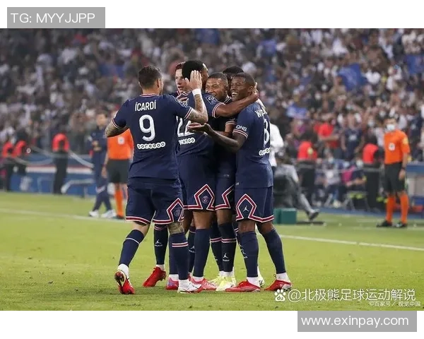 足球明星合照电脑壁纸精选让你随时感受绿茵场上的激情与荣耀 足球明星合照电脑壁纸精选让你随时感受绿茵场上的激情与荣耀