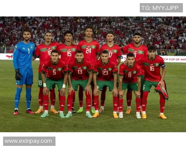 摩洛哥足球明星的独特魅力与不为人知的艰辛历程 摩洛哥足球明星的独特魅力与不为人知的艰辛历程