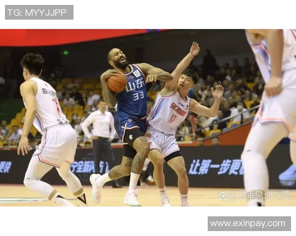 广州篮球队状态变革引发热议球迷期待新赛季的精彩表现与突破 广州篮球队状态变革引发热议球迷期待新赛季的精彩表现与突破